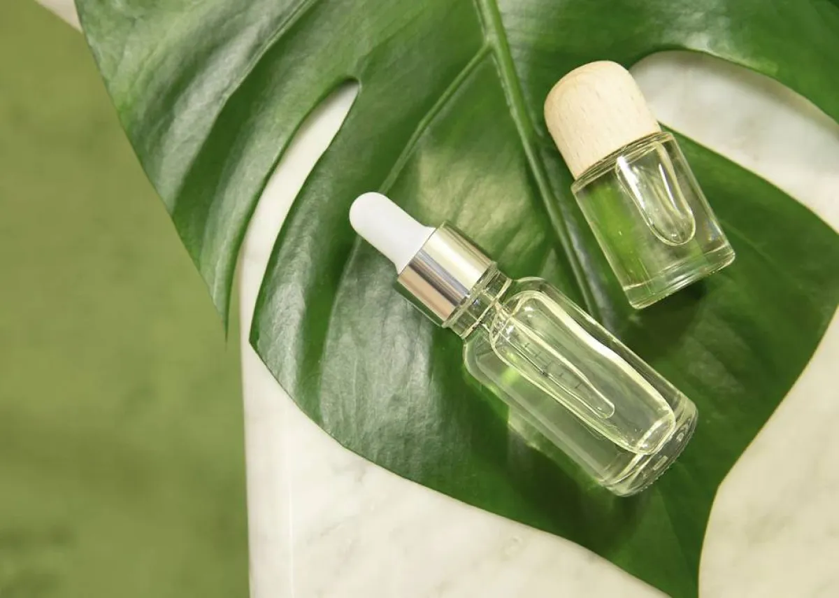 زيت الكمون وزيت الخروع لتطويل وتنعيم الشعر