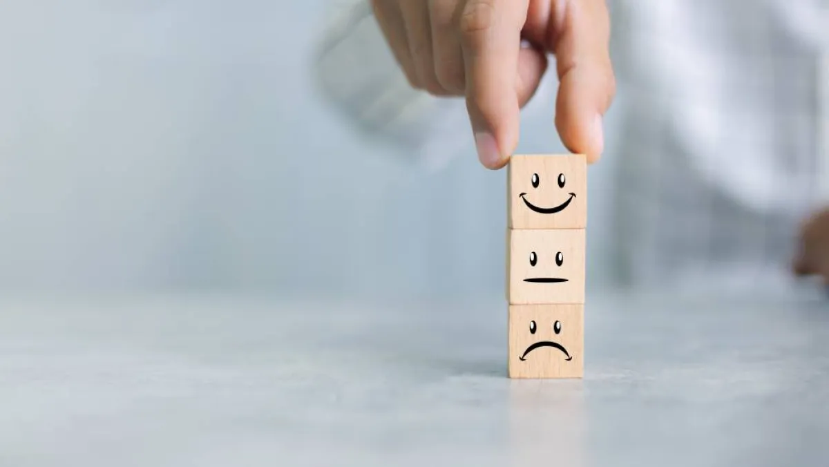 صندوق اقتراحات الموظّفين، للتشجيع على التعبير عن الآراء