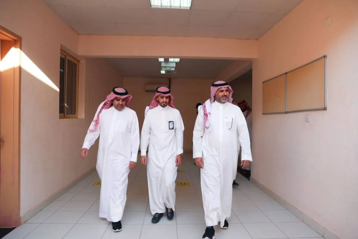 مدير جامعة شقراء تدشن القاعات النموذجية بمجمع كليات البنات بشقراء