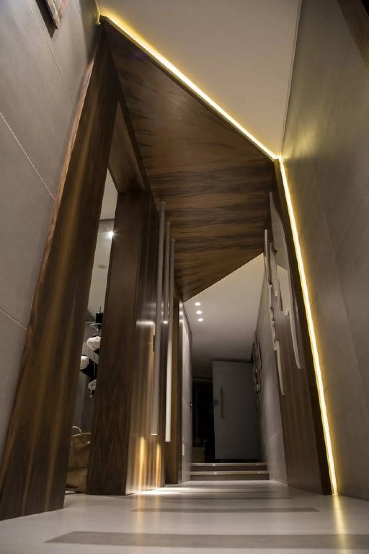 الإضاءة تٌعلي من شأن الديكور الداخلي