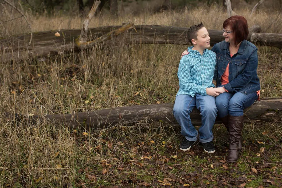 صورة للأم وابنها