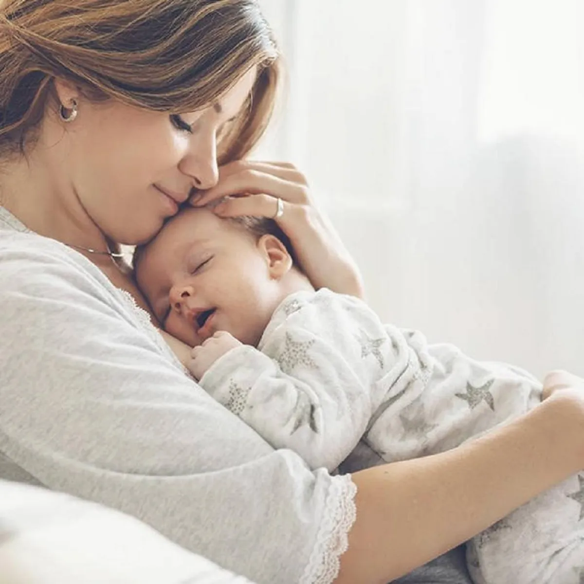 صورة تعبر عن أهمية الرضاعة الطبيعية