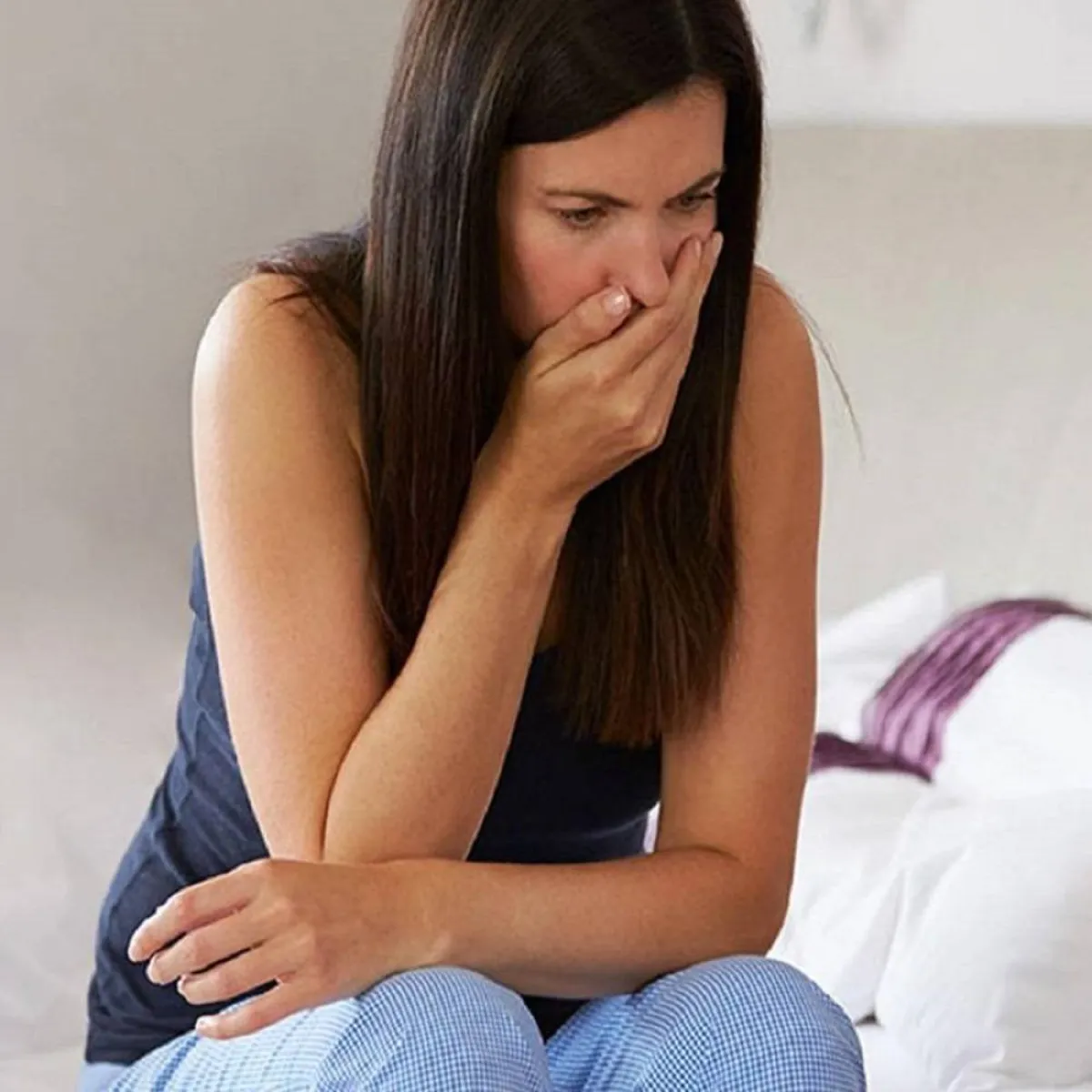 صورة تعبر عن ألم الحامل 