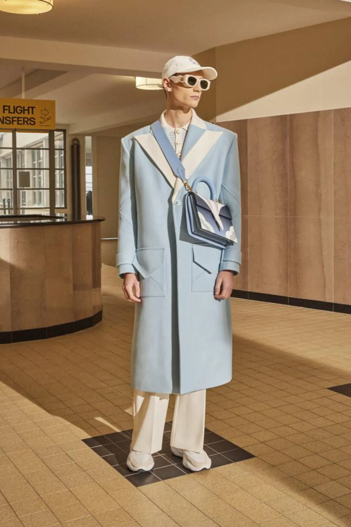 معاطف ملوّنة للرجل