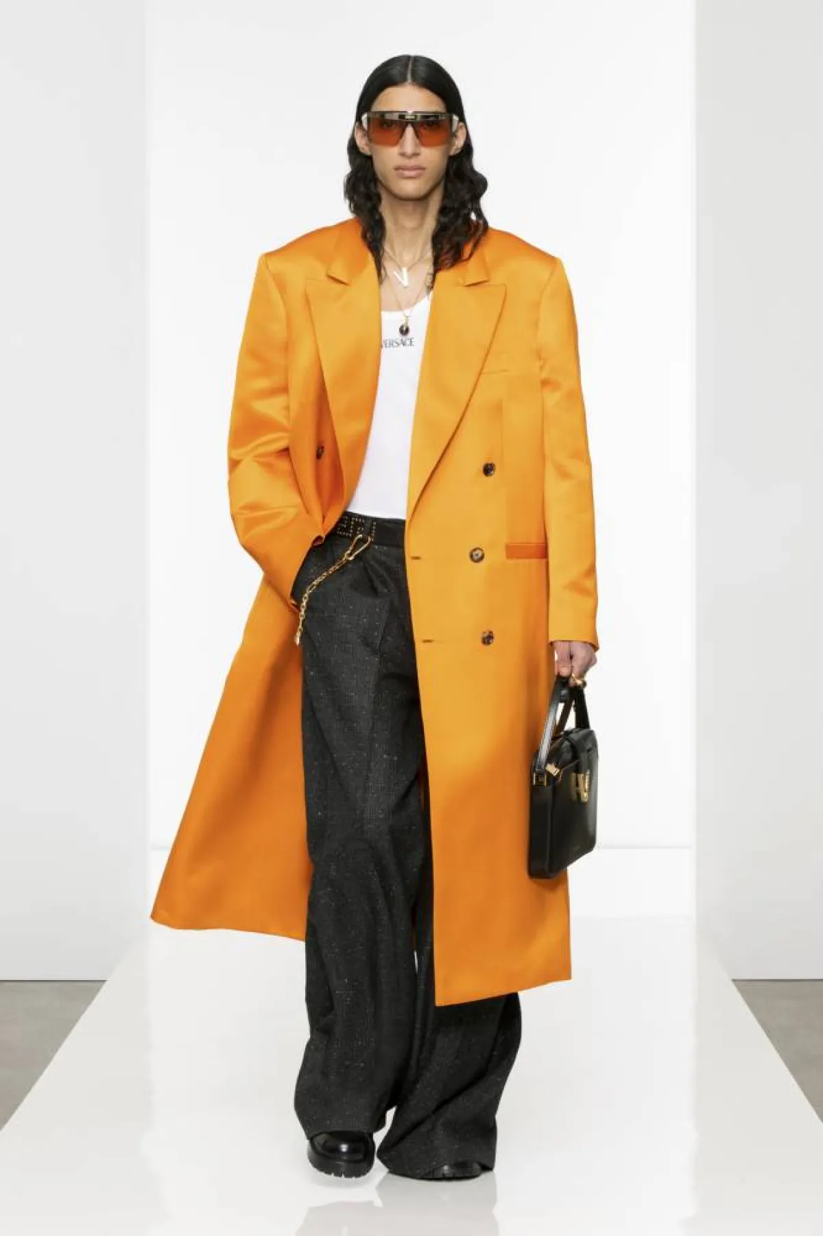 معاطف ملوّنة للرجل