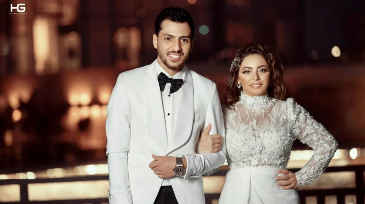 إلهام عبد البديع ووليد سامي من حفل عقد القران - الصورة من حسابه على الفيس بوك