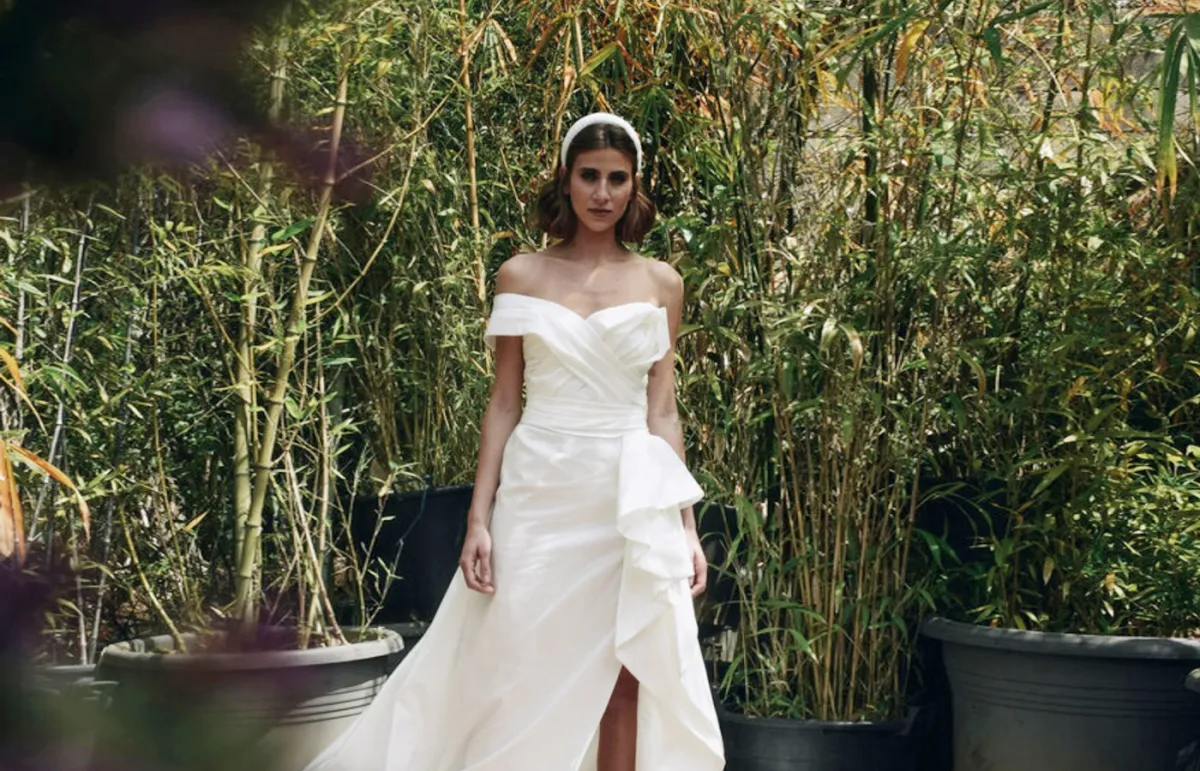 فستان زفاف أوف شولدر من جورج شقرا