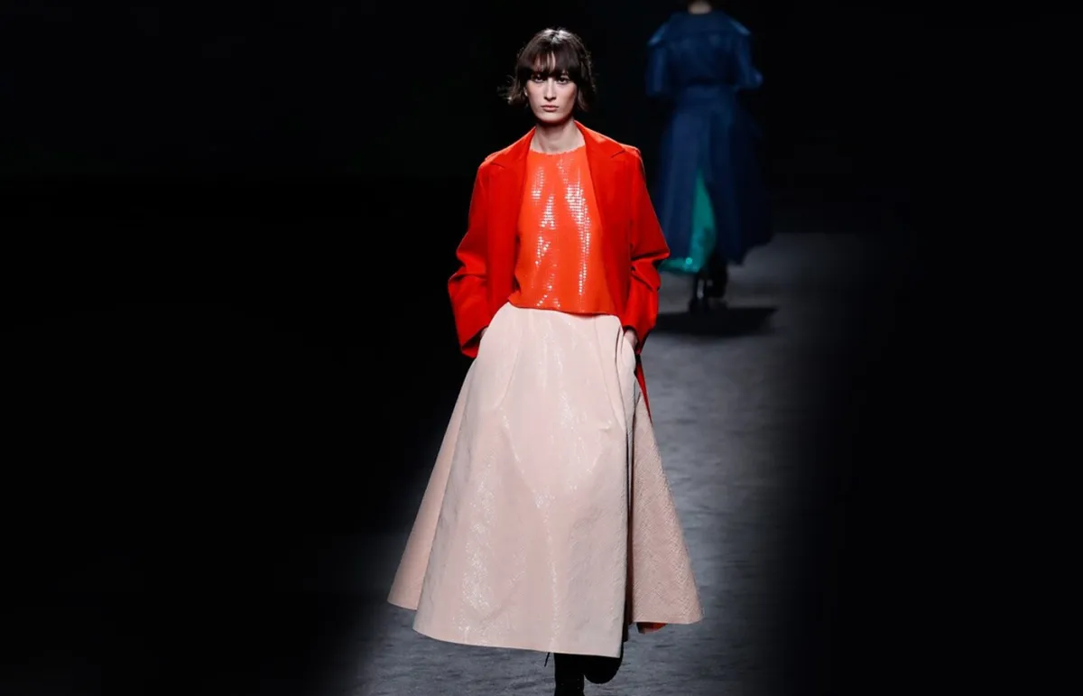 تنورة طويلة كلوش من فيلي كامبو Fely Campo