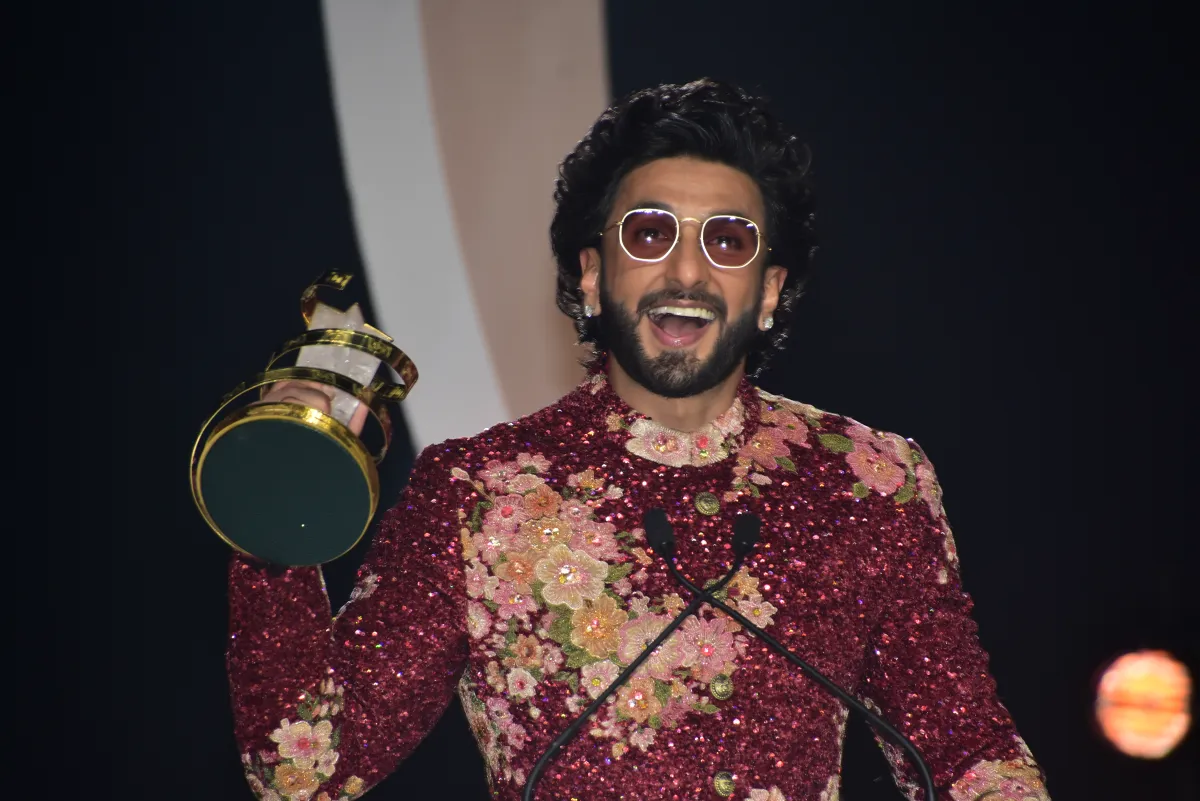 رانفير سينغ سعيد بالتكريم