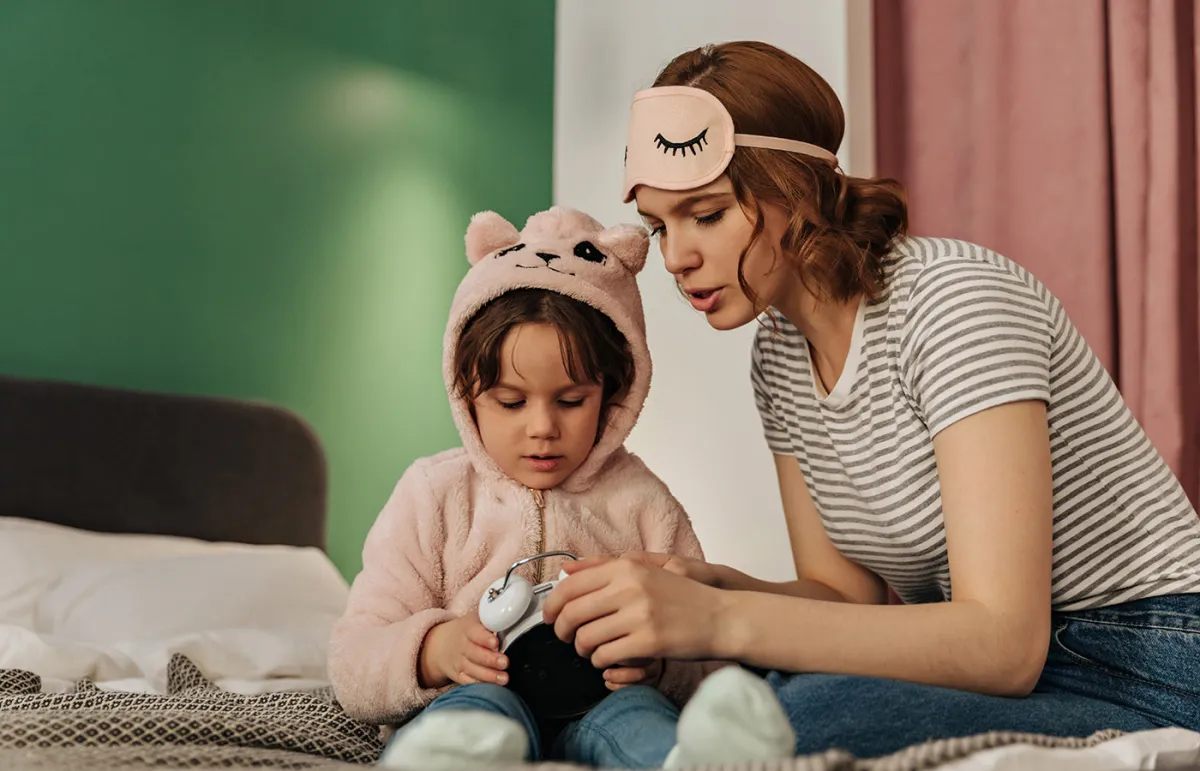 كيف تعدّين جدول روتين يومي لطفلك يعزز انضباطه؟