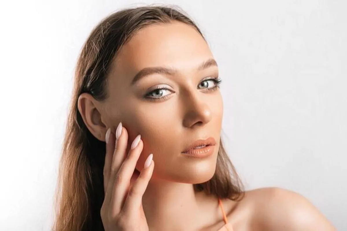 مكياج عيون الوجه القلب