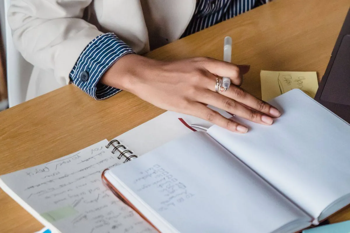 أهم عناصر الرواية