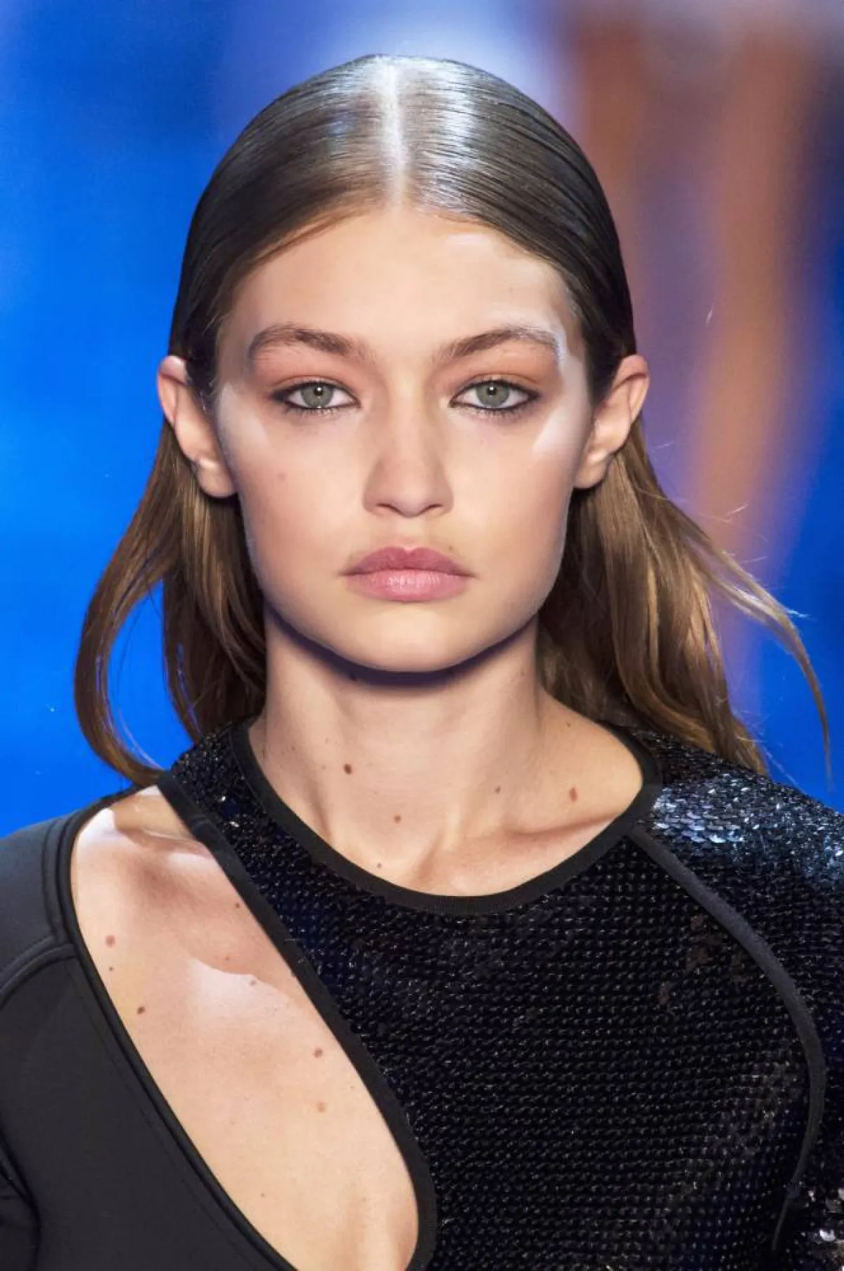 أجدد صيحات مكياج عيون برتقالي