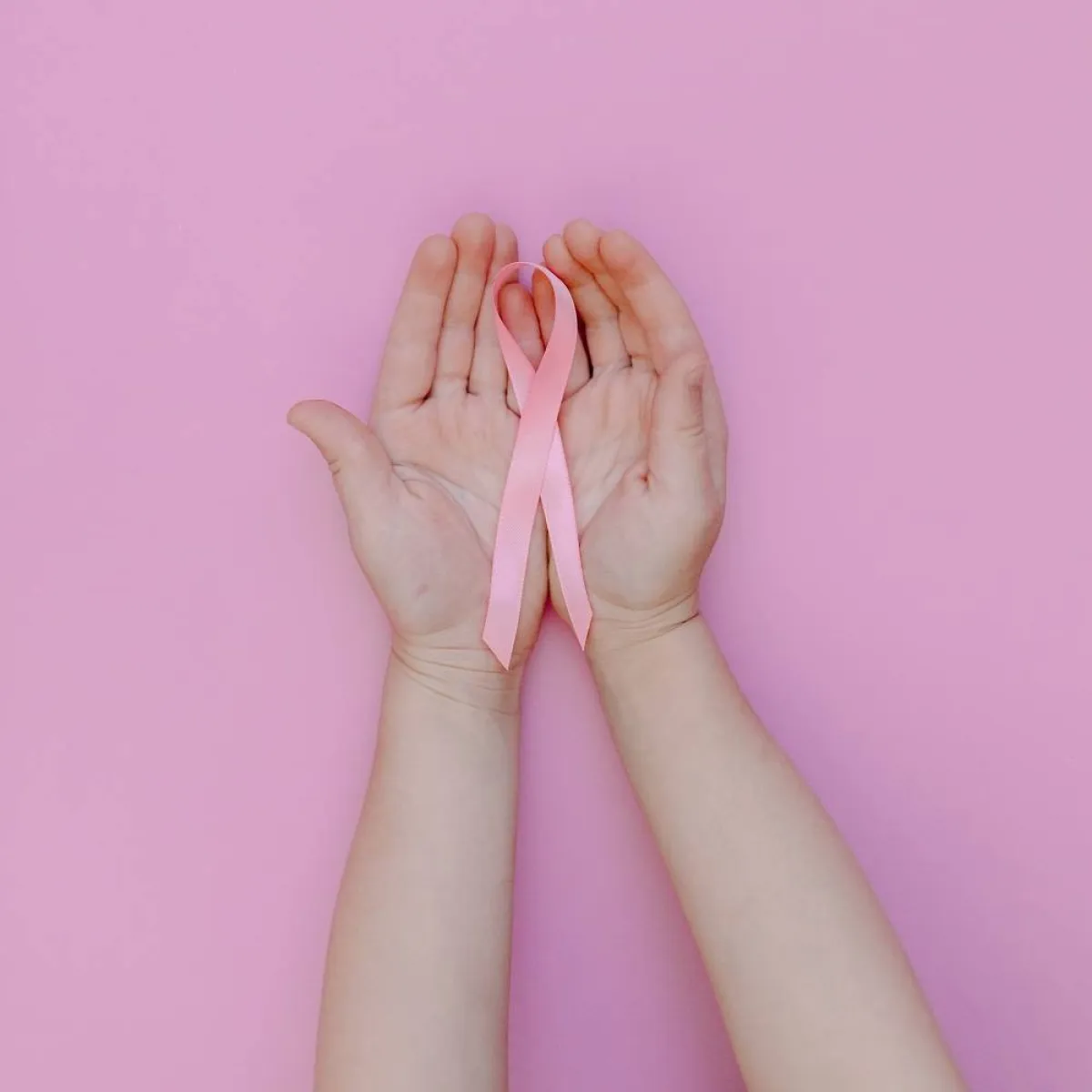 أعراض سرطان الثدي المنتشر عديدة