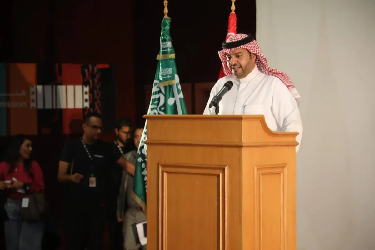 عبد الله آل عياف مدير هيئة الأفلام يلقي كلمته- الصورة من المكتب الإعلامي لوزارة الثقافة