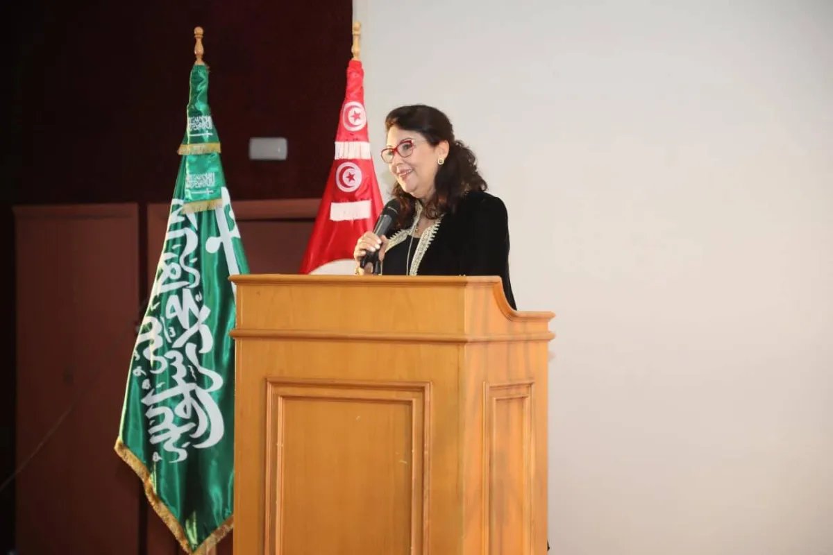 وزيرة الثقافة حياة قطاط القرمازي تلقي كلمتها- الصورة من حساب المهرجان على الفيسبوك