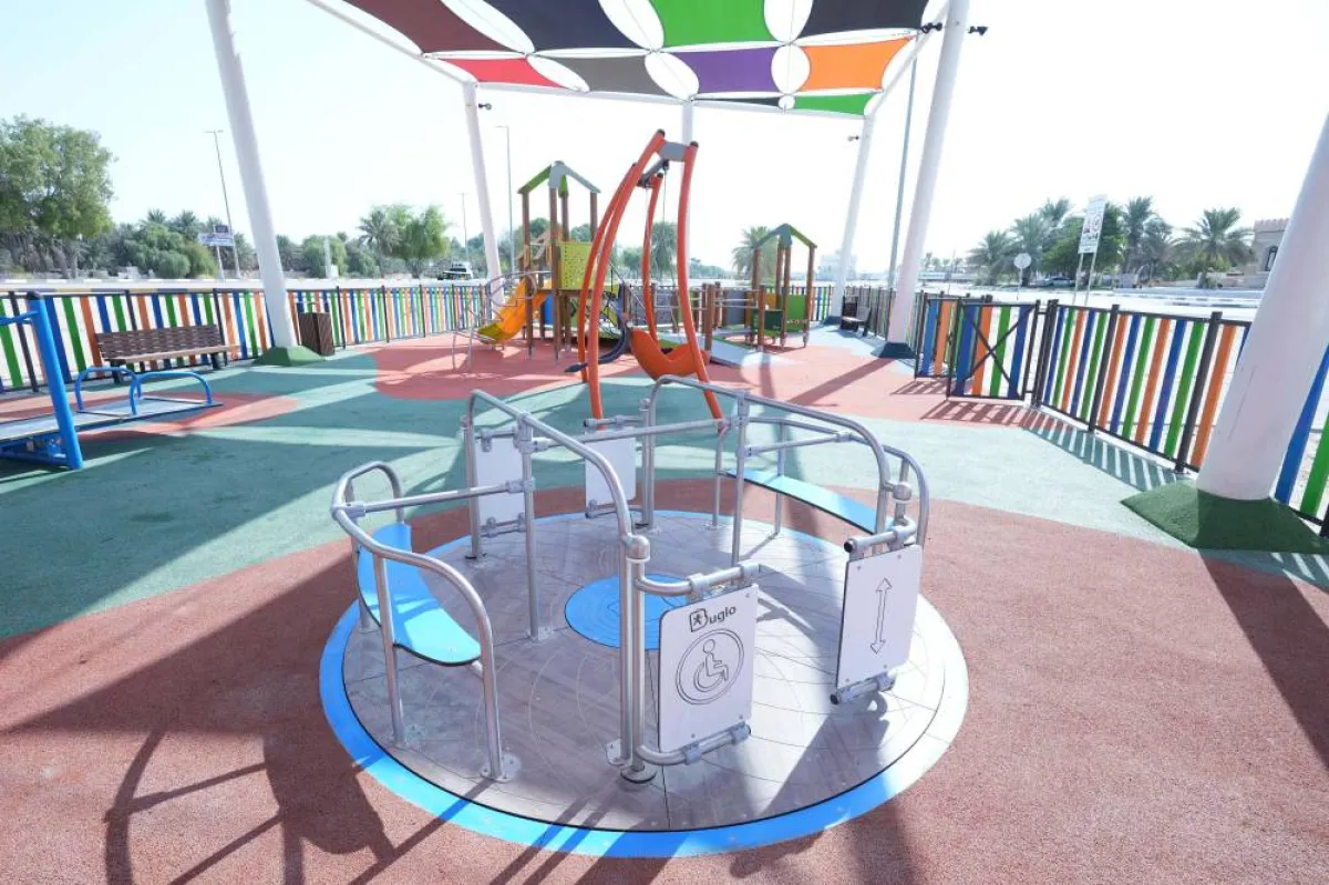 مجمع ألعاب أطفال يغطي كل الحالات والاحتياجات. الصورة من "وام"