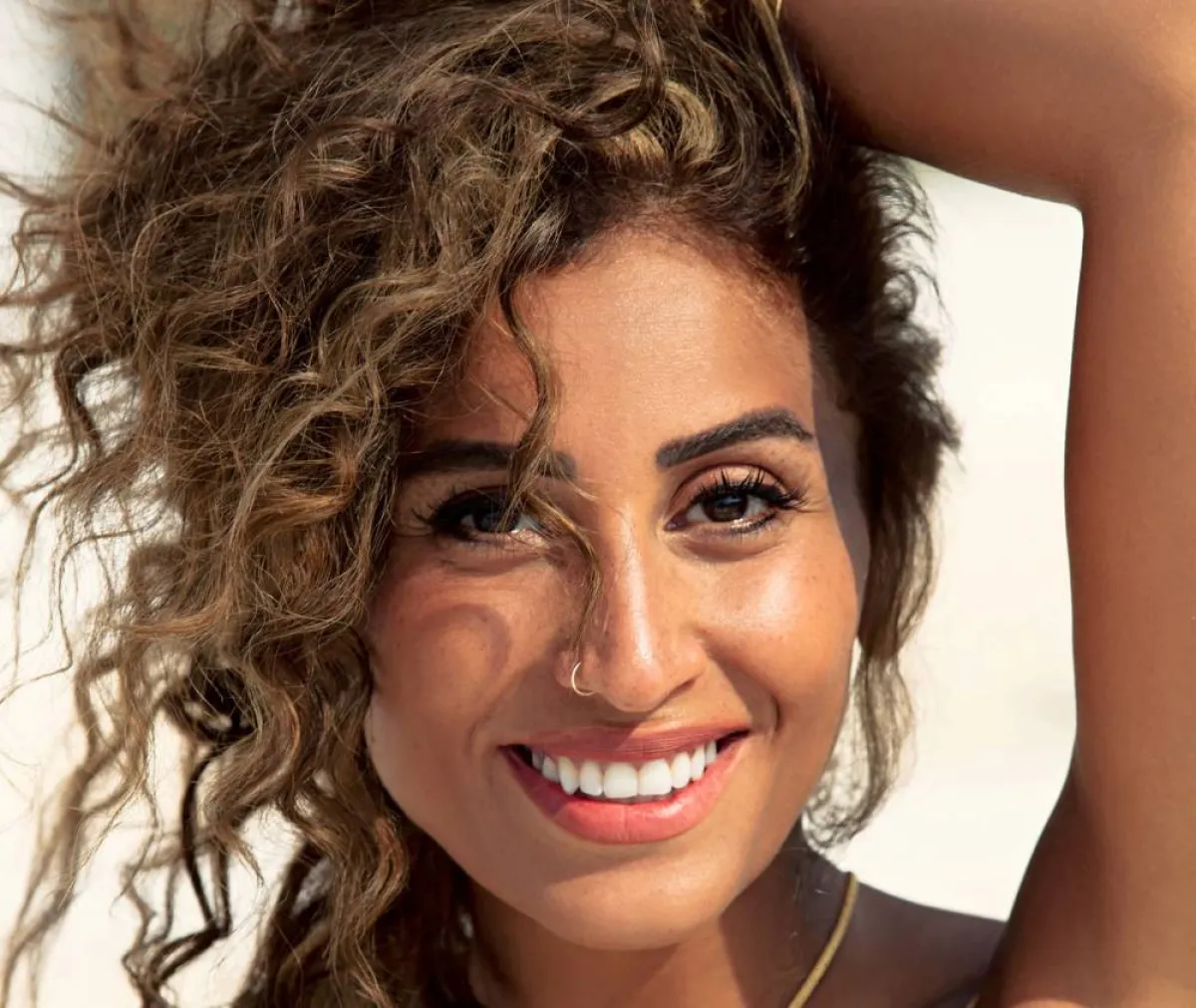 دينا الشربيني - الصورة من صفحتها الرسمية على الفيس بوك