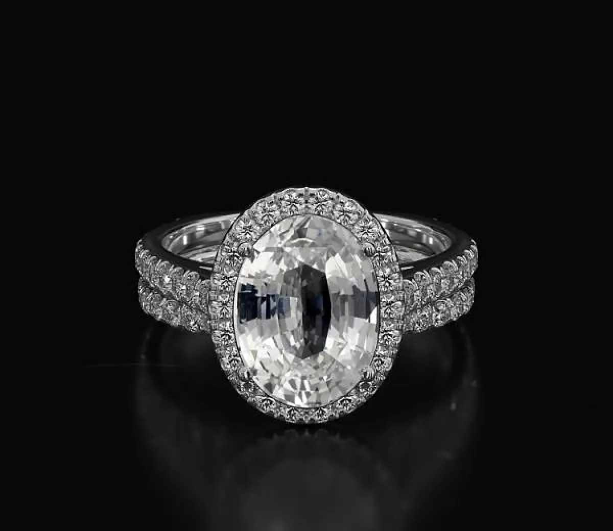 خاتم ذهب مرصوف بالألماس والياقوت الأبيض من Natural Sapphire Company