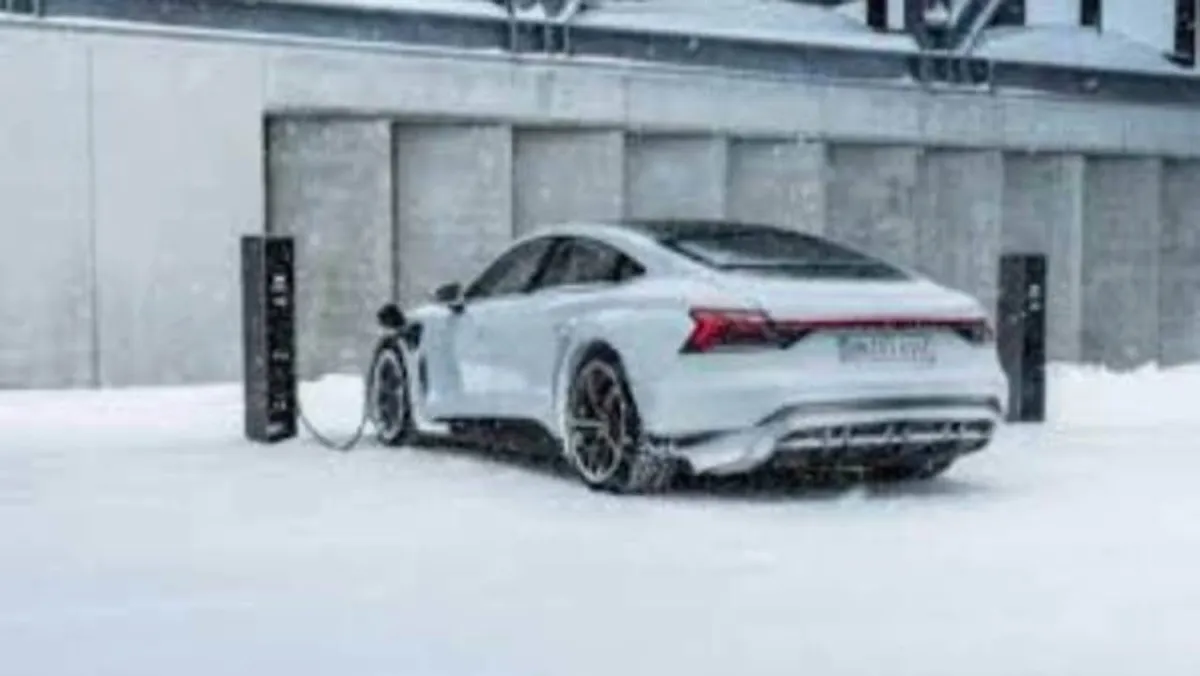 نصائح للحفاظ على بطارية السيارات الكهربائية في الشتاء