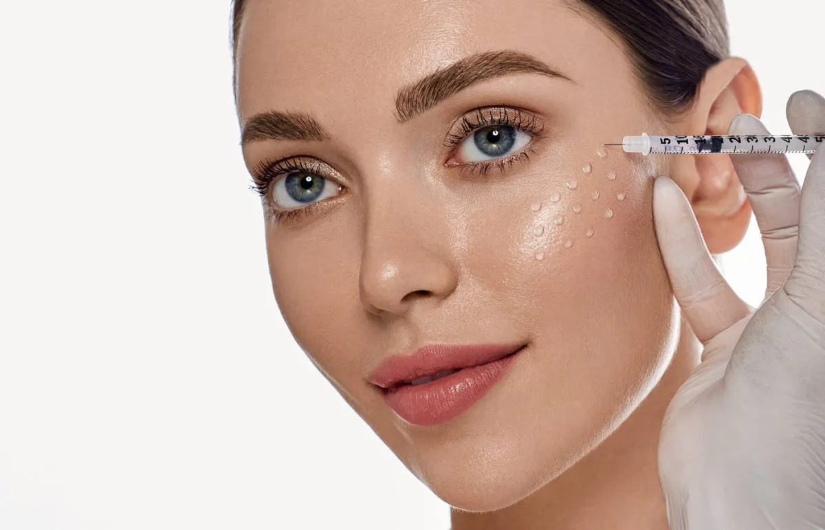 كل ما تحتاجين معرفته عن فيلر الخدين Cheek Fillers