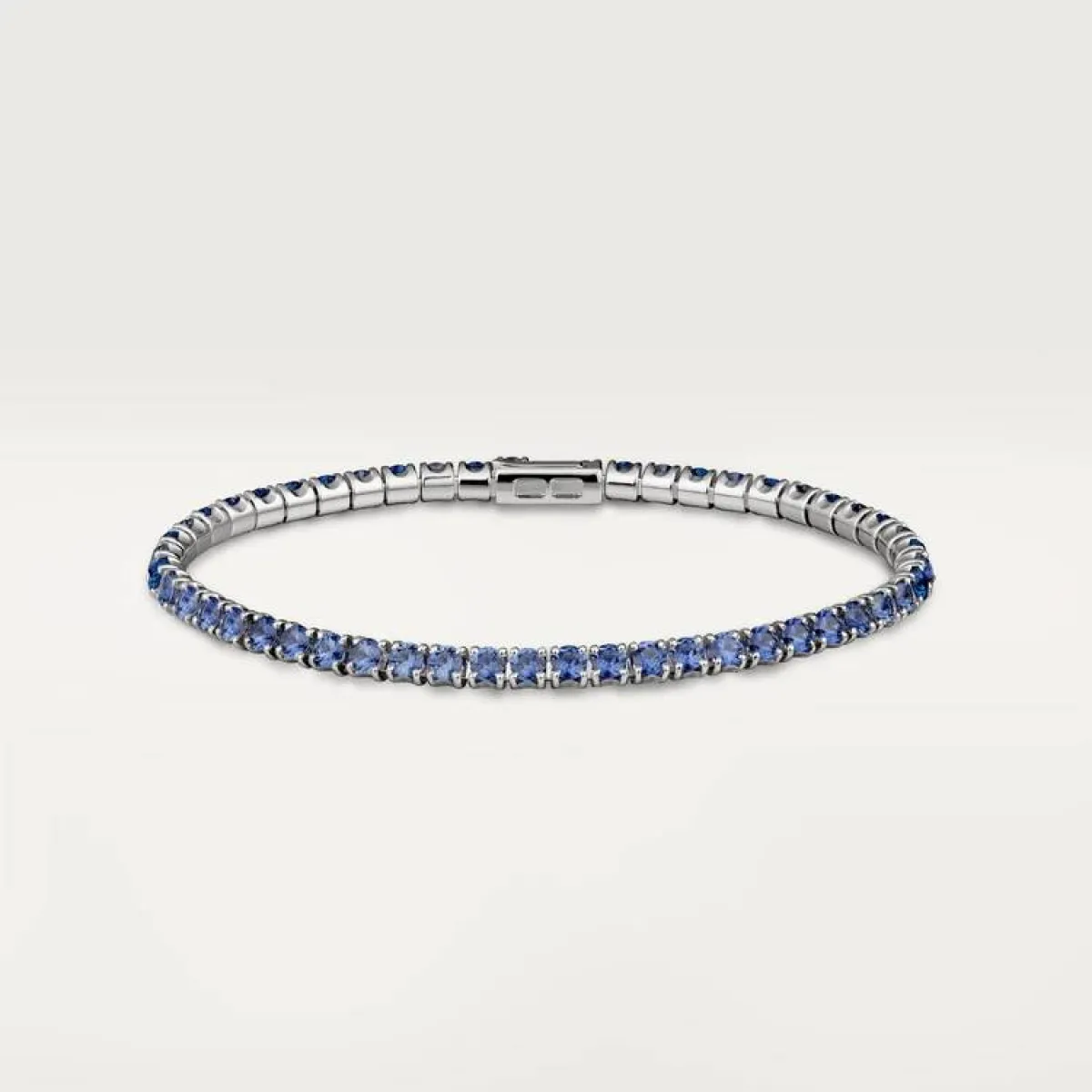 سوار Essential Lines من كارتييه Cartier