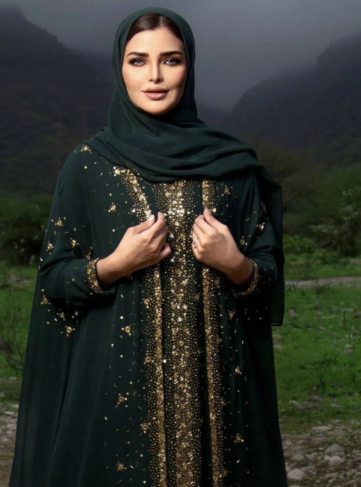 حوراء الفارسي بعباية للسهرة