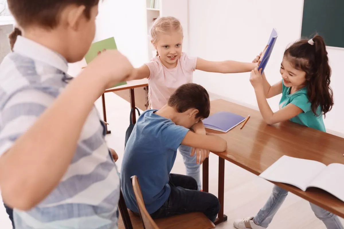 صورة للتنمر في المدارس