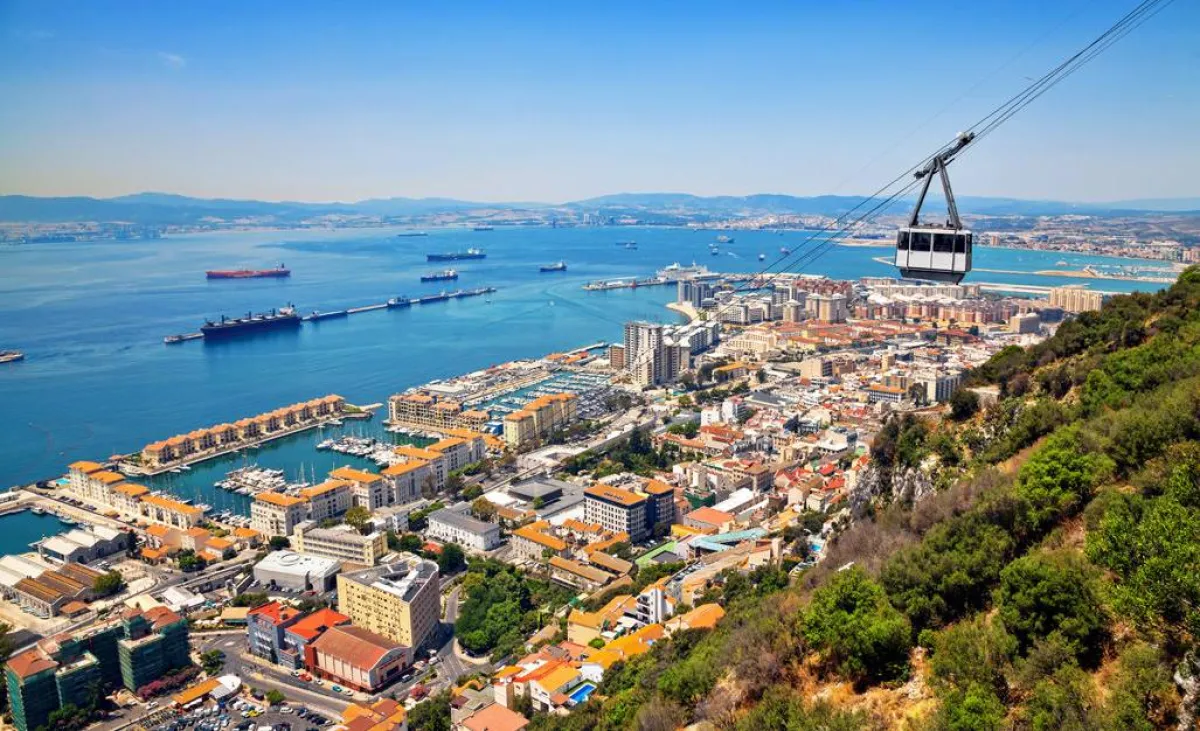 رحلة التلفريك لا تفوت