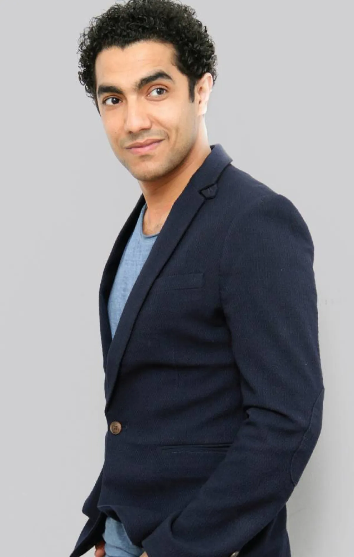 الفنان محمد عادل