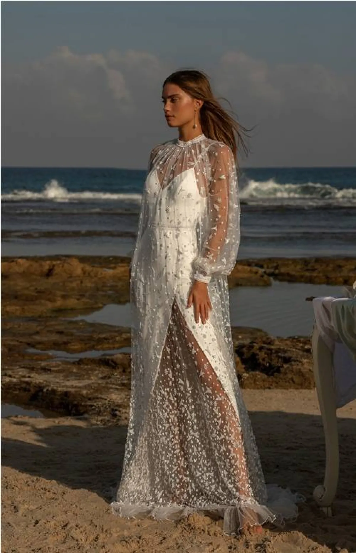 فستان زفاف بأكمام شفافة، من إنبار فريمان Inbar Freiman