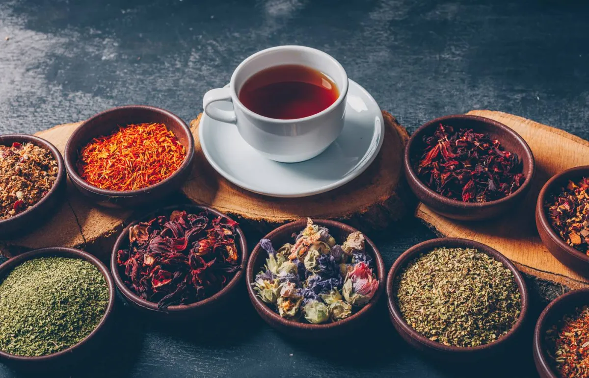 شاي الفواكه..هل هو صحي؟ وما مدى حقيقة حرقه للدهون؟