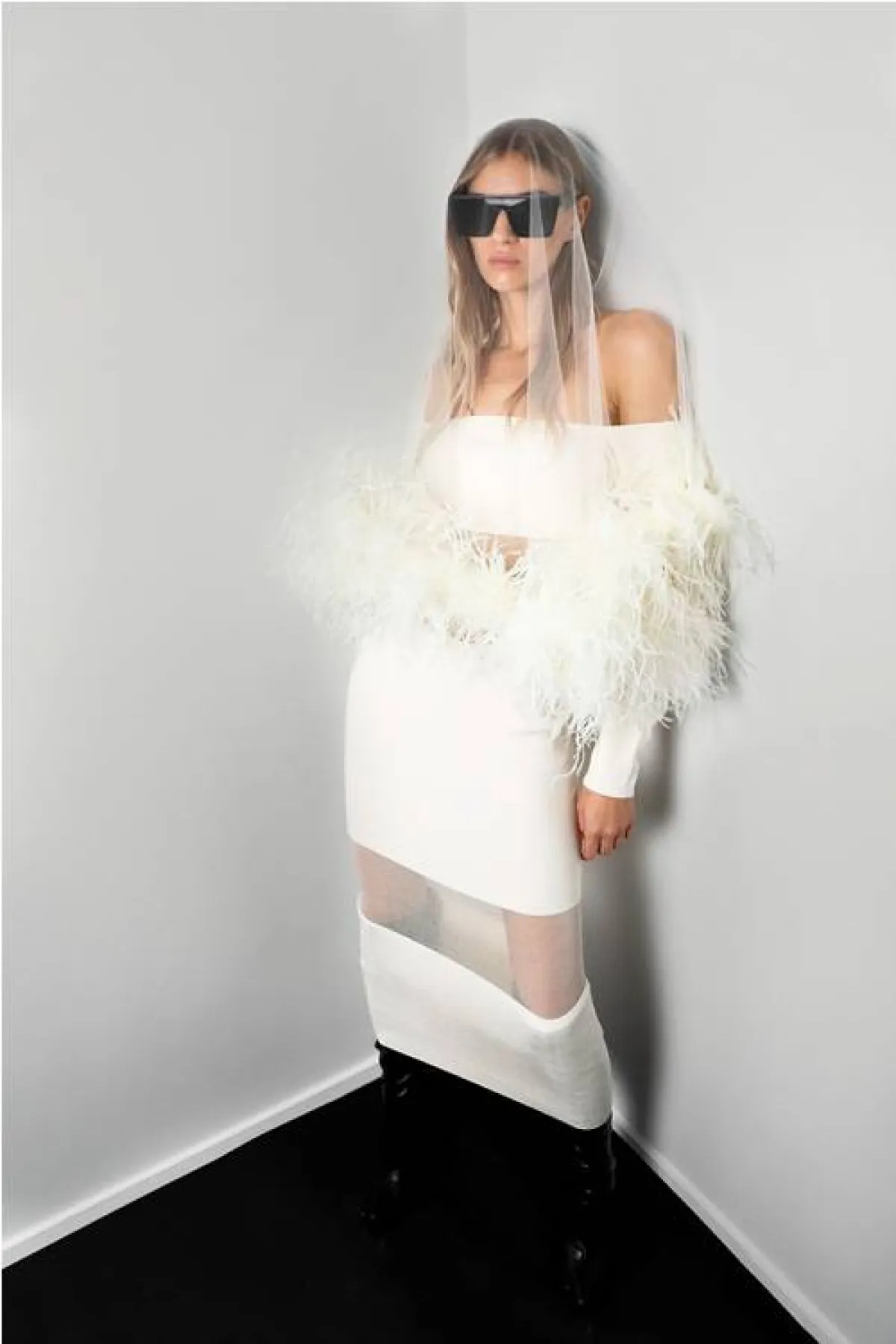 فستان زفاف من قطعتين لعروس 2023 من لابوينت Lapointe