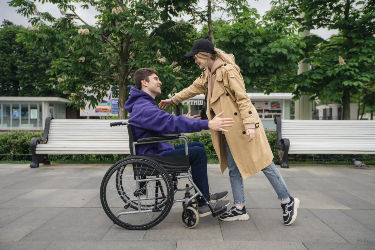 أنواع من الأصدقاء لا يُمكن الاستغناء عنهم