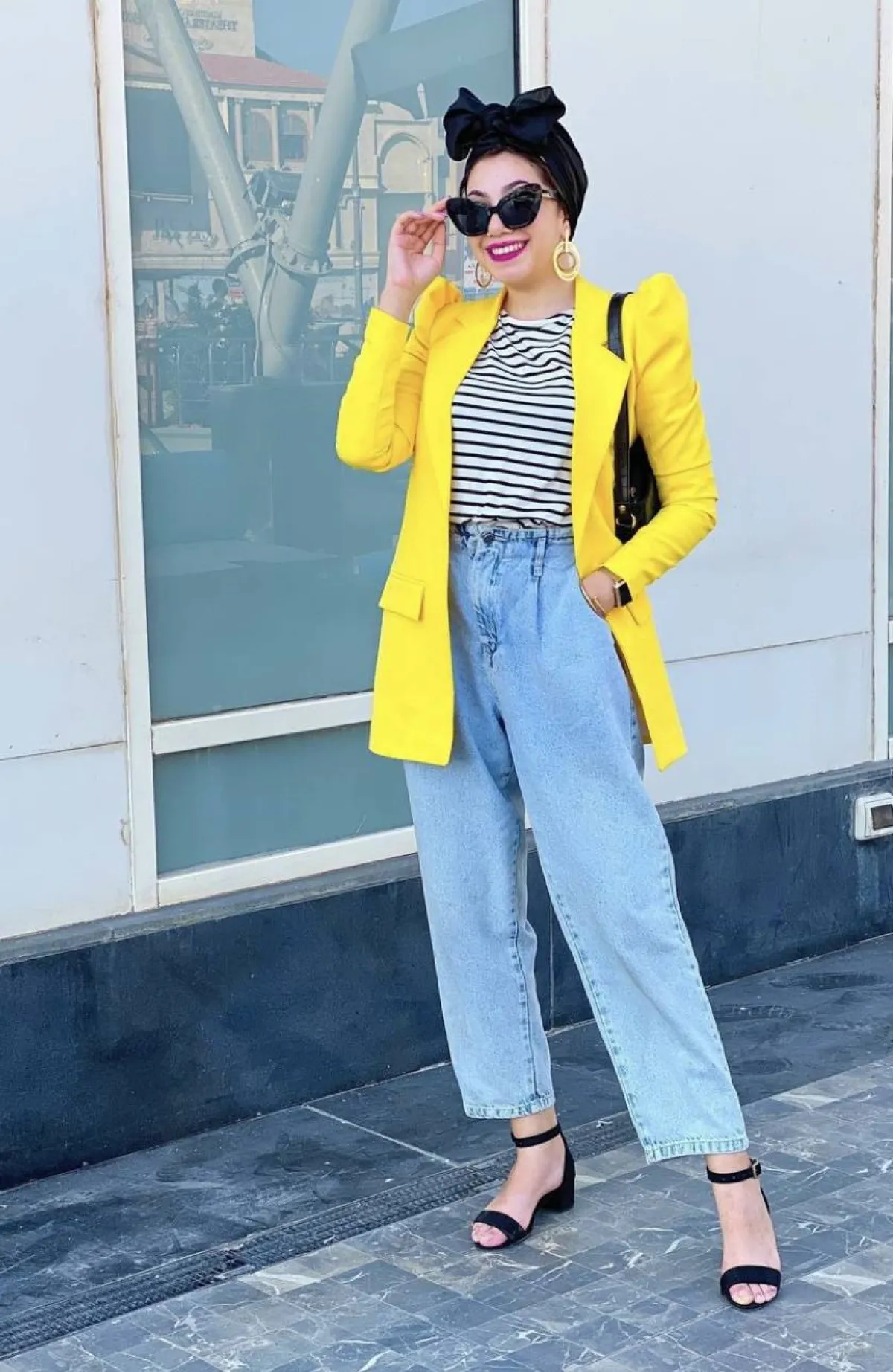 مي عبدالفتاح باطلالة رسمية كاجوال