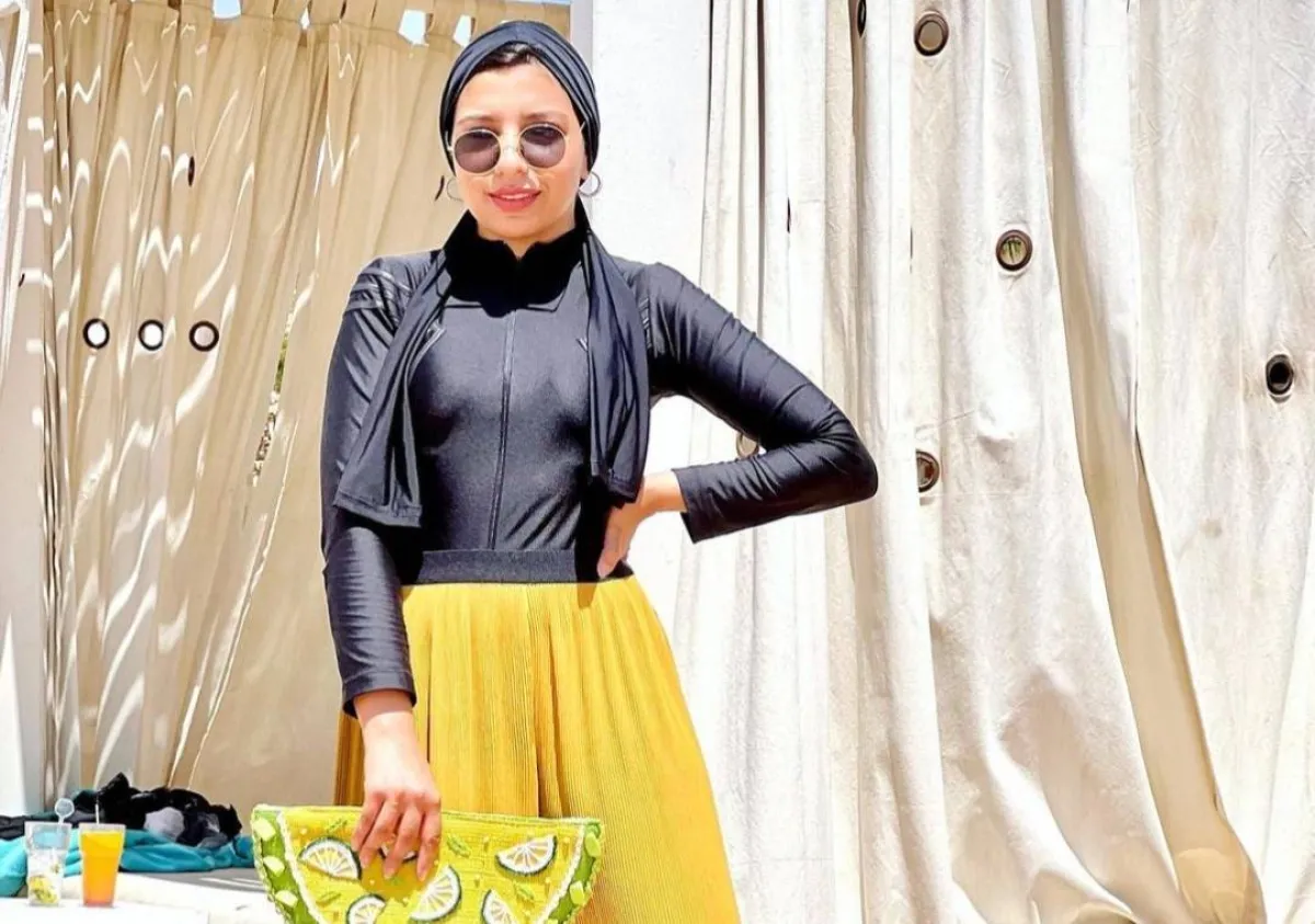 تنسيق اللون الأصفر مع الأسود