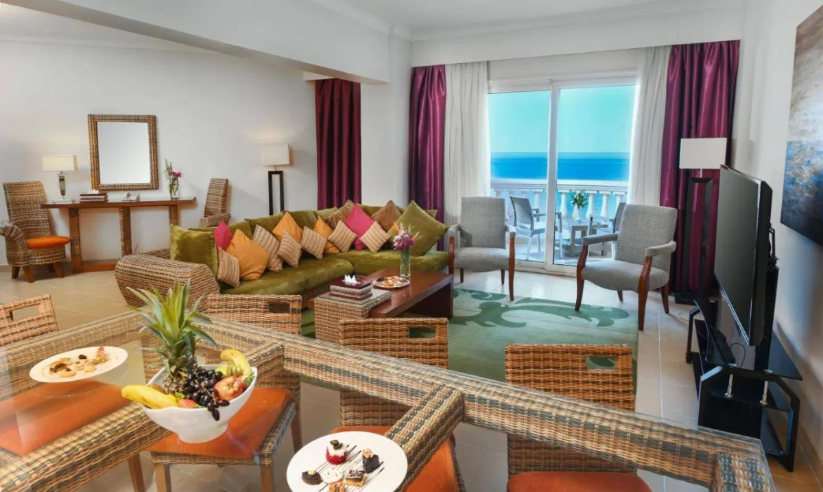 إطلالات جذابة من غرف فندق توليب الإسكندرية