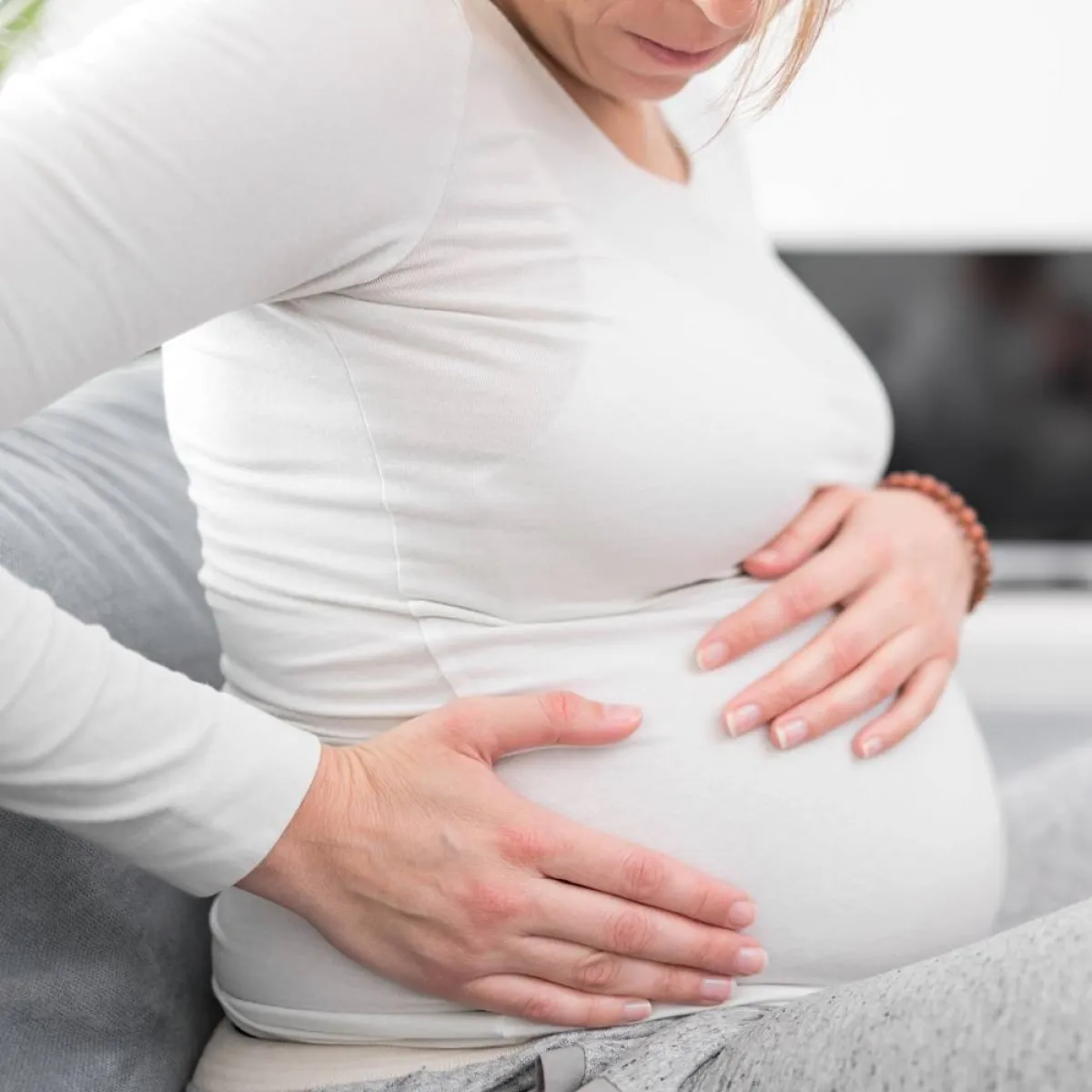 صورة ترمز لتقلصات الحمل