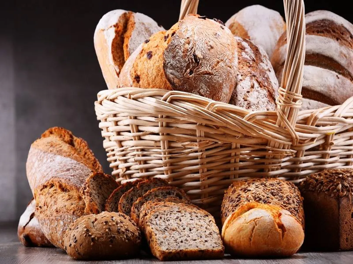 تجنّبي الأطعمة المصنوعة من الحبوب الكاملة لتقليل الإسهال الناتج عن القولون العصبي