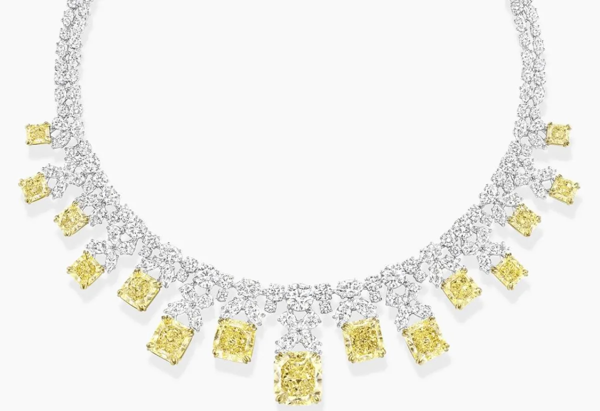 عقد الالماس الأصفر من هاري وينستون Harry Winston