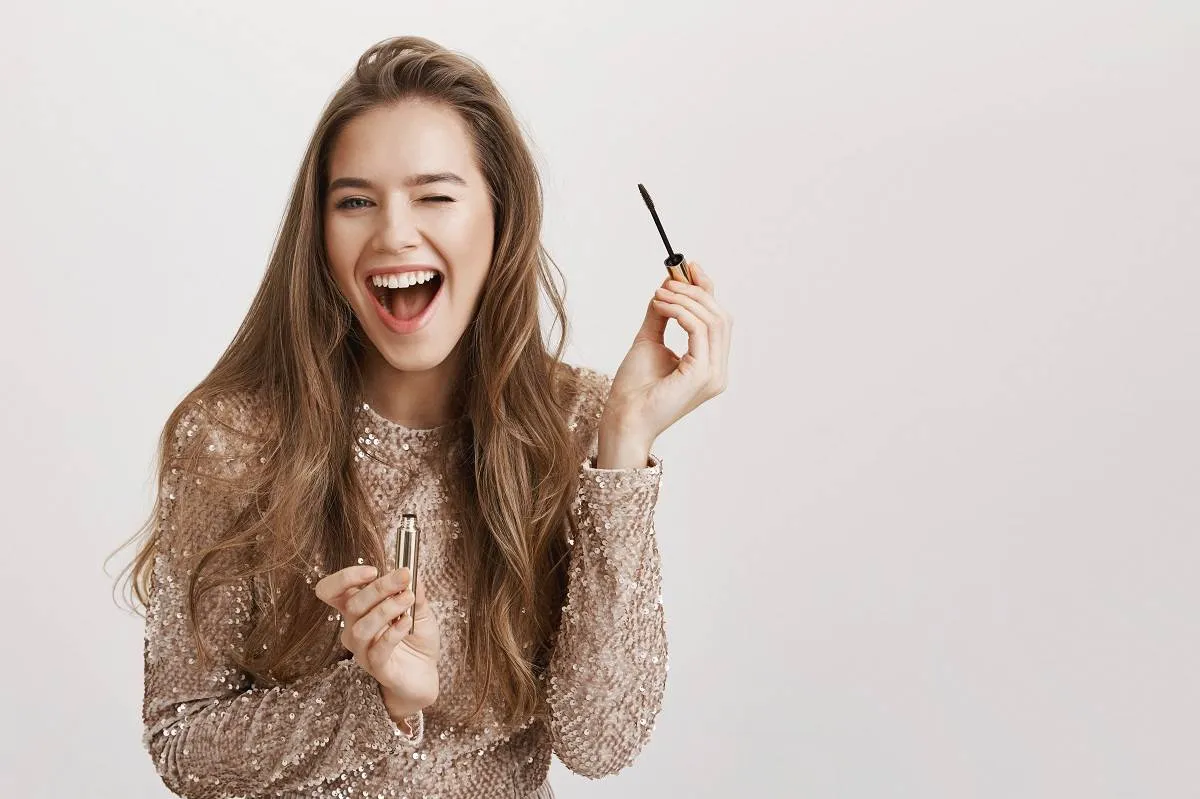 متى تنتهي صلاحية مكياجك