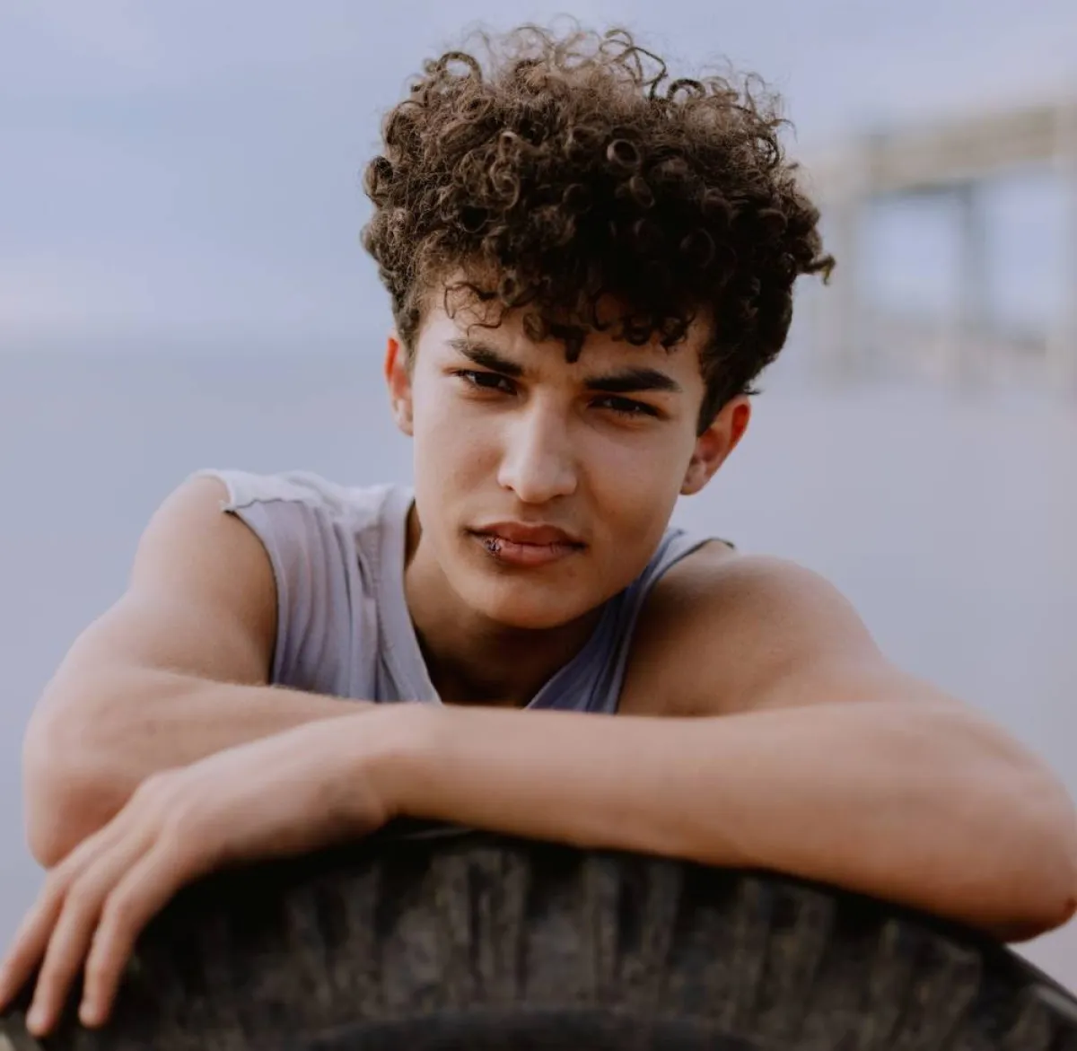 صورة لمراهق