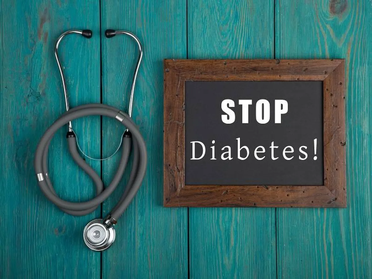 إدارة التوتر وتناول الطعام الصحي وممارسة الرياضة يساعد في منع تطور المرض إلى مزمن (المصدر : Stock.adope)