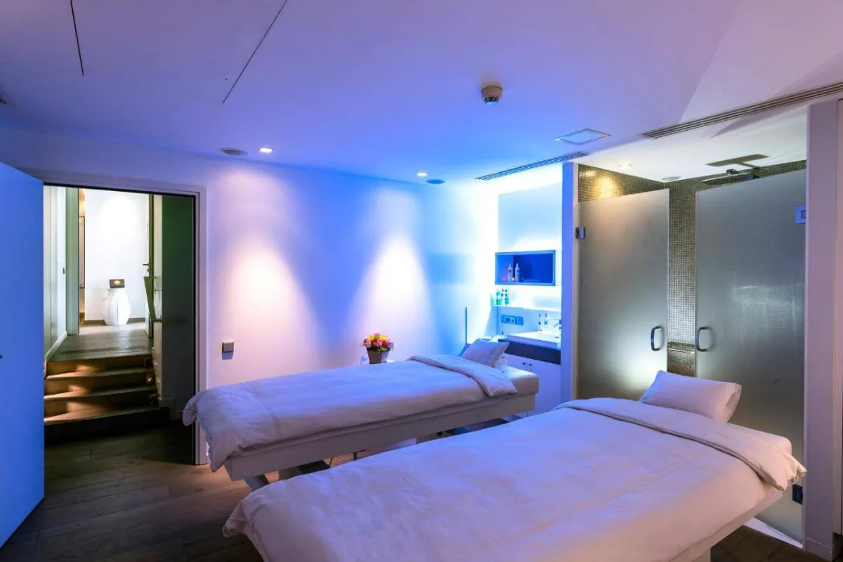 غرف السبا في فندق وسبا ريجينت بيتيت فرانس