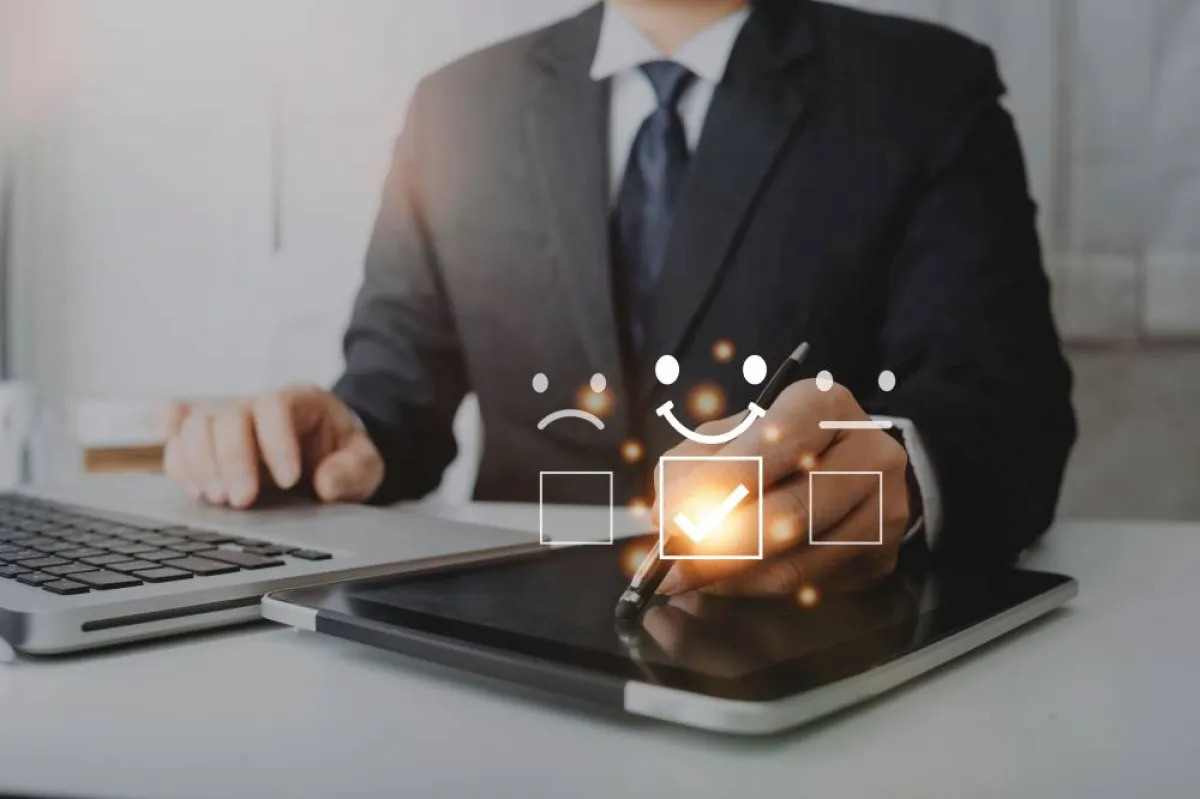 قياس رضا الموظّف عن عمله