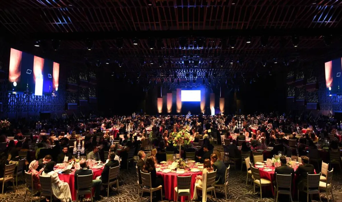 "يونيفرسال أرابيك ميوزيك" تجمع نجوماً من الوطن العربي والعالم في دبي في عشاء خيريّ نظمه مركز سرطان الأطفال إحتفالاً بالذكرى العشرين على تأسيسه- الصورة من المكتب الإعلامي للمركز