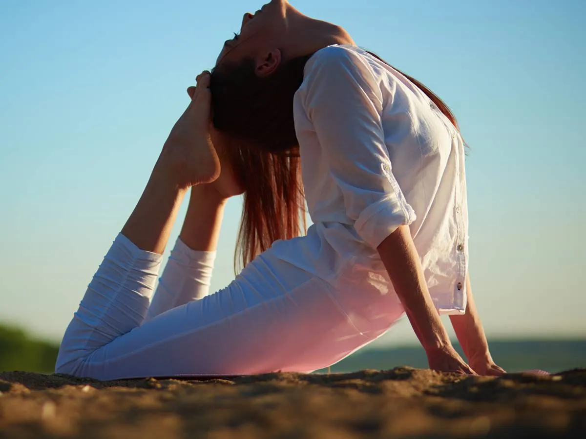 تمارين تنزل الدورة (المصدر: freepik)