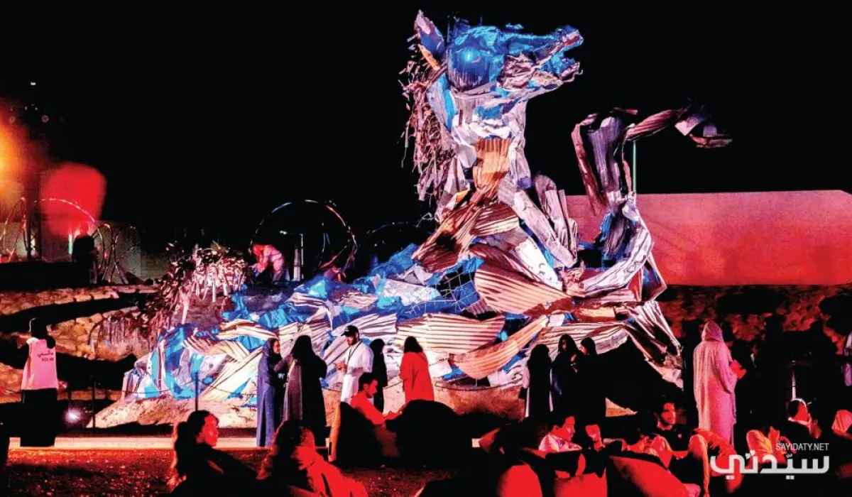 مجسم فني لحصان باستخدام حطام وركام مستشفى عرقة