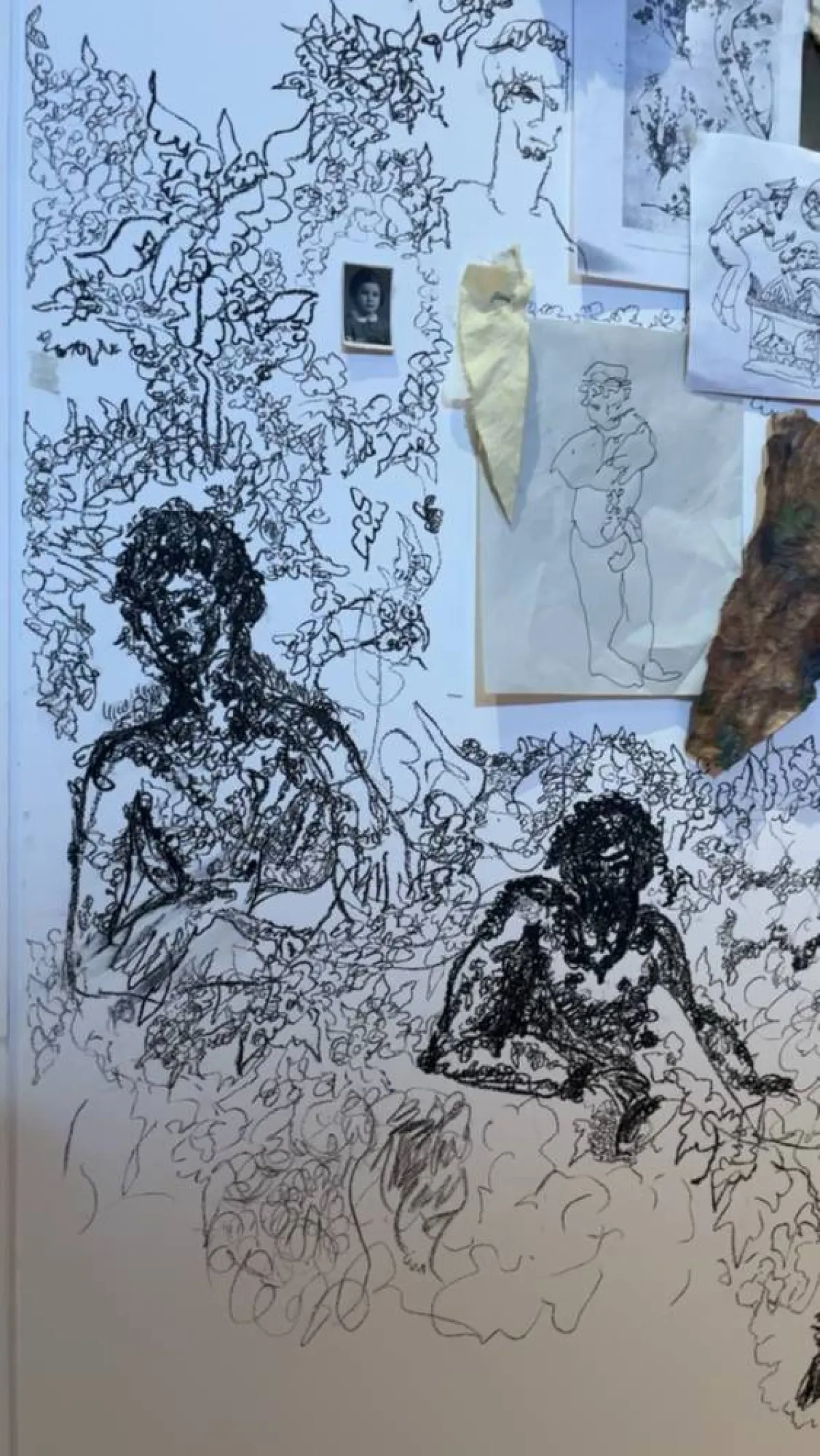 عمل احلام مألوفة لمالك توماس