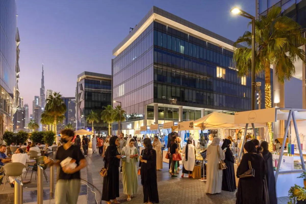 معهد دبي يسلط الضوء على مواهب الطلاب خلال أسبوع دبي للتصميم- الصورة من وام